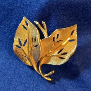 Vintage Leaf BSK Brooch